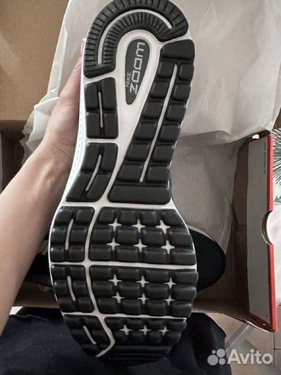 Кроссовки nike air zoom vomero 13