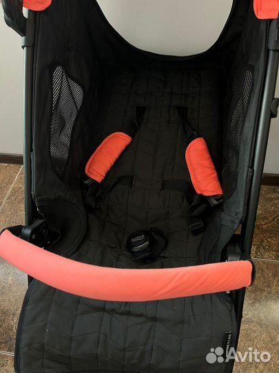 Детская прогулочная легкая коляска