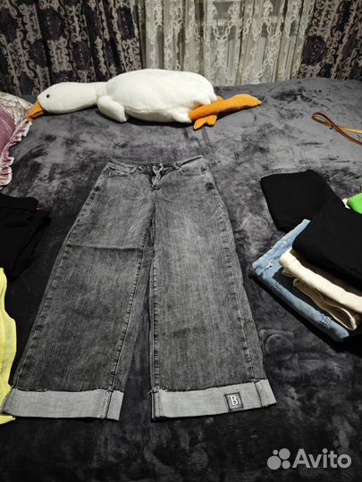 Джинсы женские