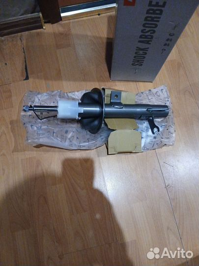 Продам передние стойки на форд фокус 1