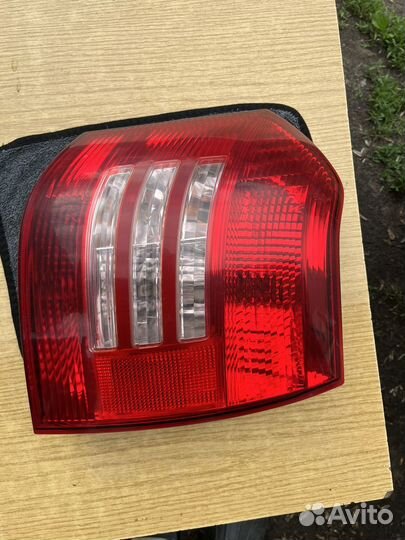 Задние фонари Toyota Allex,Corolla,Runx