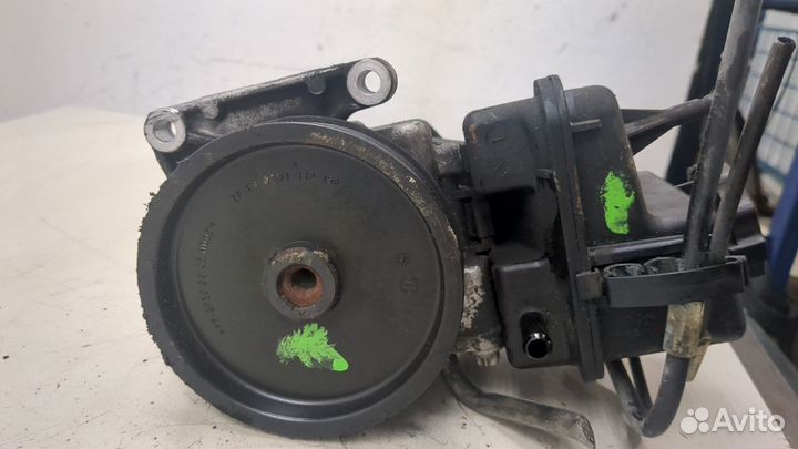 Гур Mercedes C W204, 2012