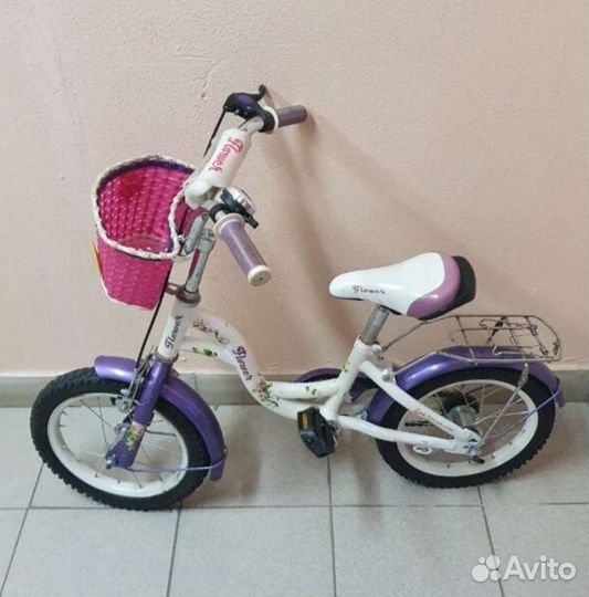 Детский велосипед с доп. колёсами