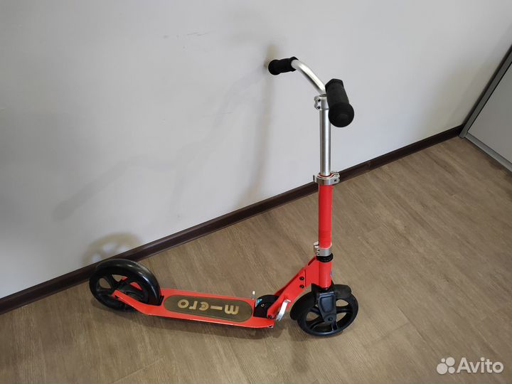 Самокат Micro Cruiser красный двухколесный
