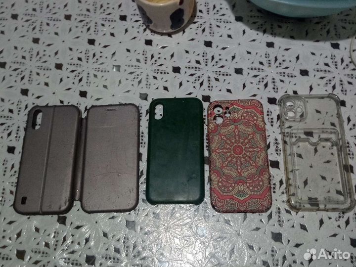 Чехлы на телефон