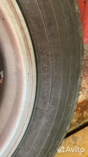 R16 Toyo NanoEnergy R38 205/60, PCD 5x114.3 DIA 67.1