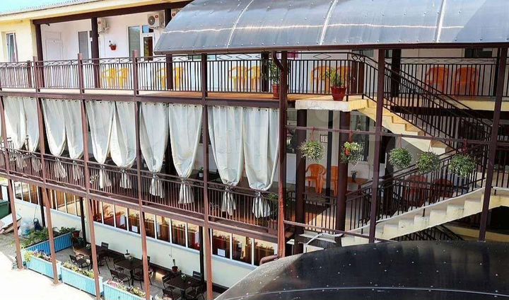 Дом 600 м² на участке 6 сот.