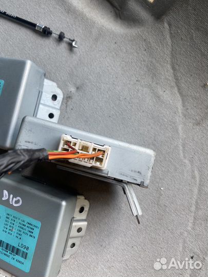 Блок управления системой start stop Kia Ceed 2 JD