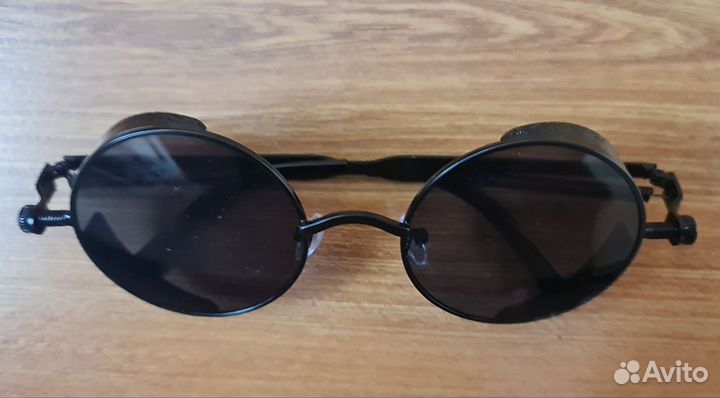 Солнцезащитные очки унисекс