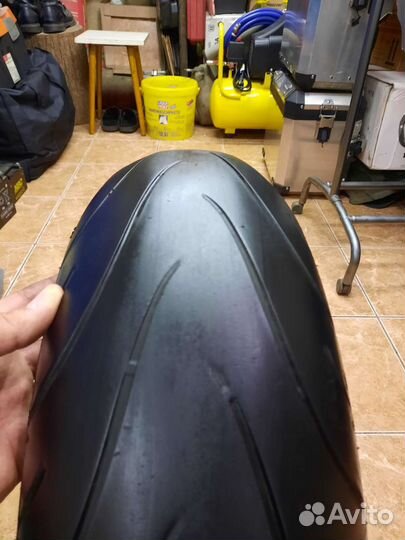 190/50-17 моторезина б.у Michelin