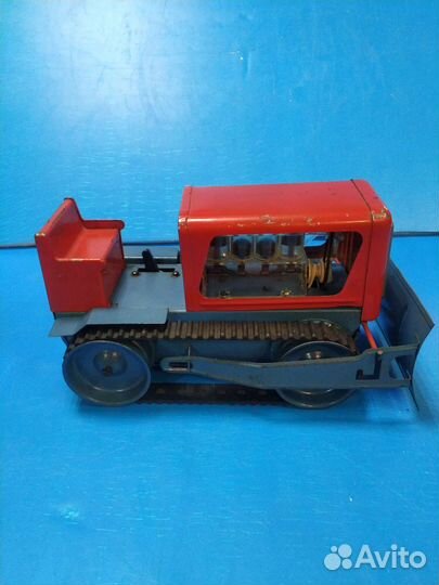 Игрушка Трактор