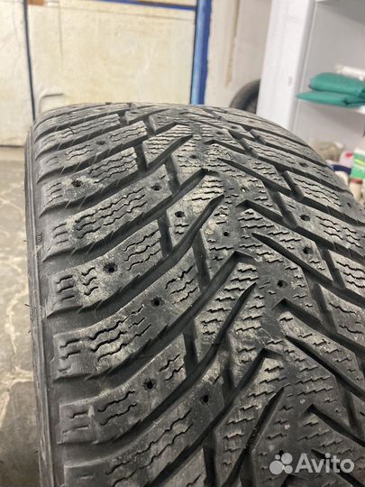 Nokian Tyres Hakkapeliitta 8 245/45 R18