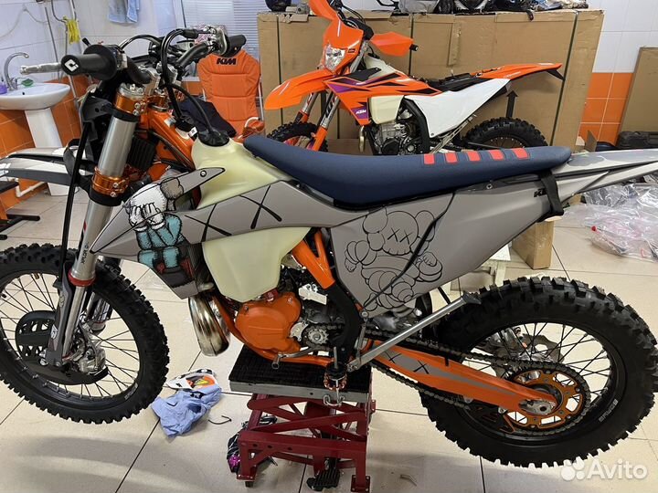 KTM EXC 300 6-Days 2023