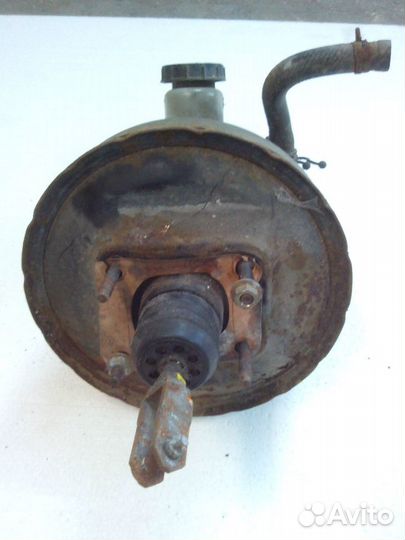 Nissan Primera P-10 Главный тормозной