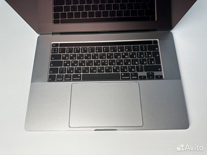 MacBook Pro 16 2019 i9 2.4/64Gb/1Tb/Video 8Gb (рст