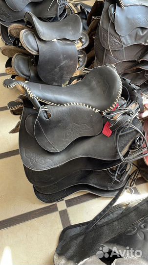 Седло для лошади