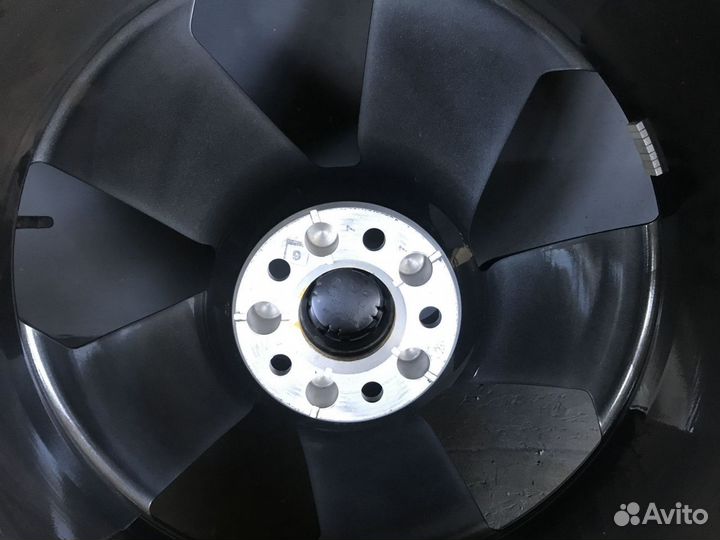 Оригинальные колеса VW Tiguan / Audi Etron R21