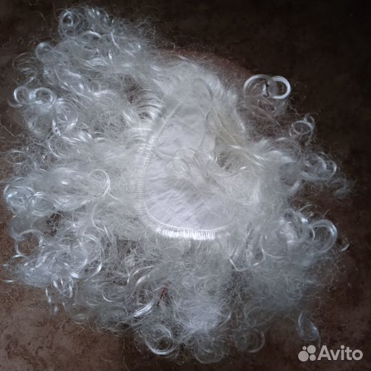 Парики иск. бел., зелен., борода кор. бел