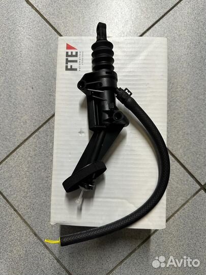 Главный цилиндр сцепления Ford Transit