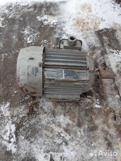Электро двигатель на 380