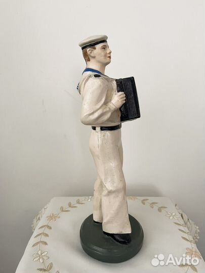 Интерьерная фигура