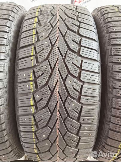 Gislaved NordFrost 100 235/55 R17 99M