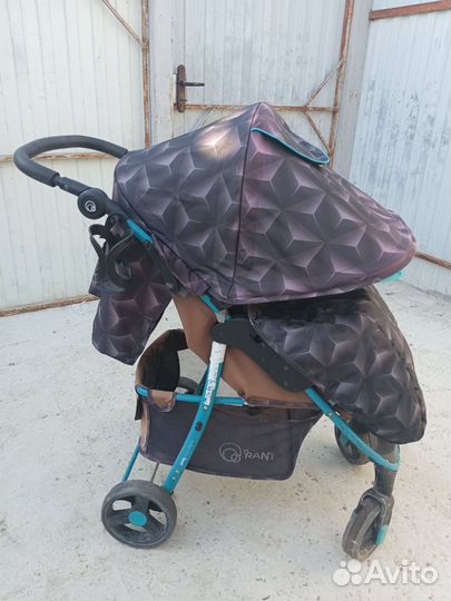 Прогулочная коляска