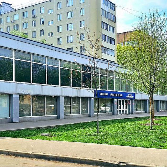Здание с видовыми окнами на первой линии, 2200 м²