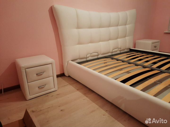 Кровать Двуспальная с подъёмным механизмом