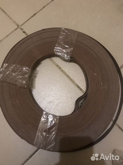 Кромочная клейкая лента