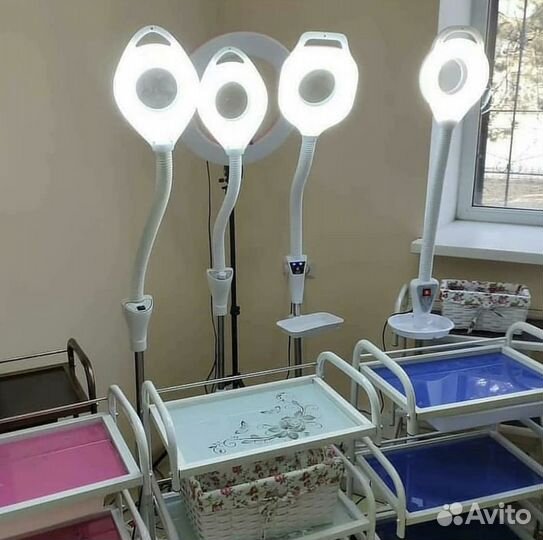 Лампа лупа для специалиста косметологии