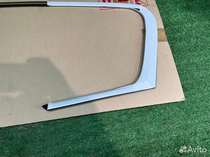 Молдинг двери задний левый Kia Sportage 4 QL (2016