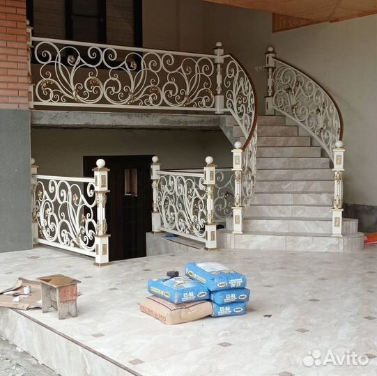 Перила на лестницу