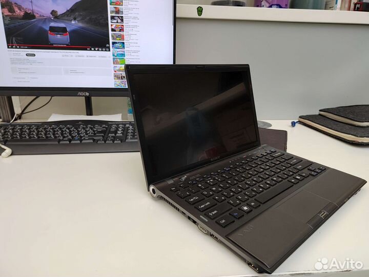 Sony vaio vpc z13v9r