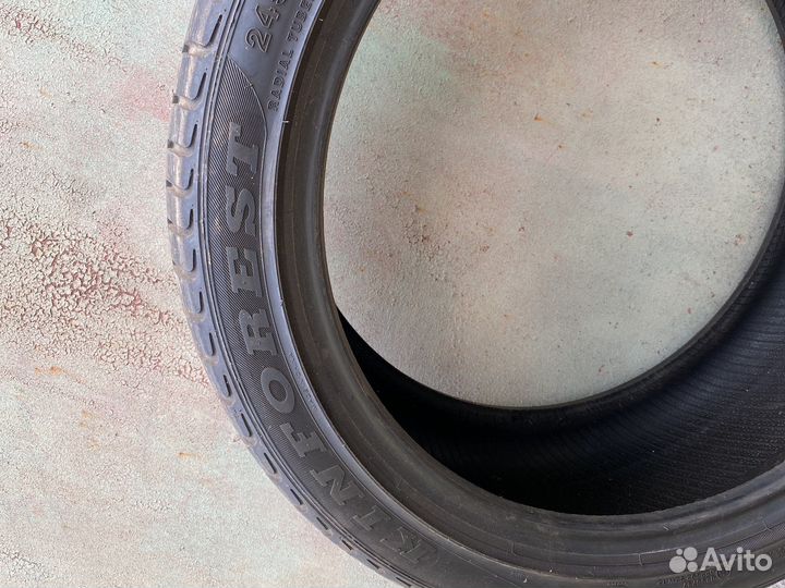 Kinforest KF-550 245/40 R18