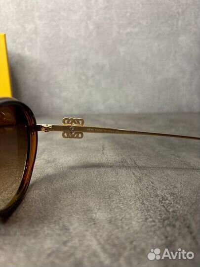 Солнцезащитные очки Loewe