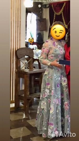 Вечернее платье