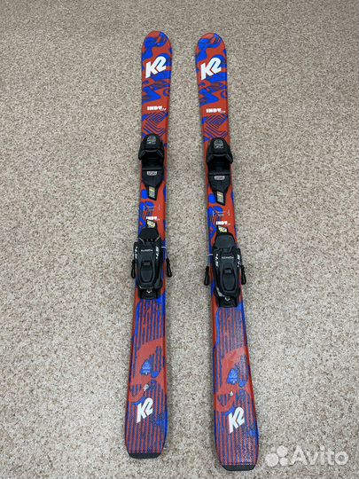 Горные лыжи и палками