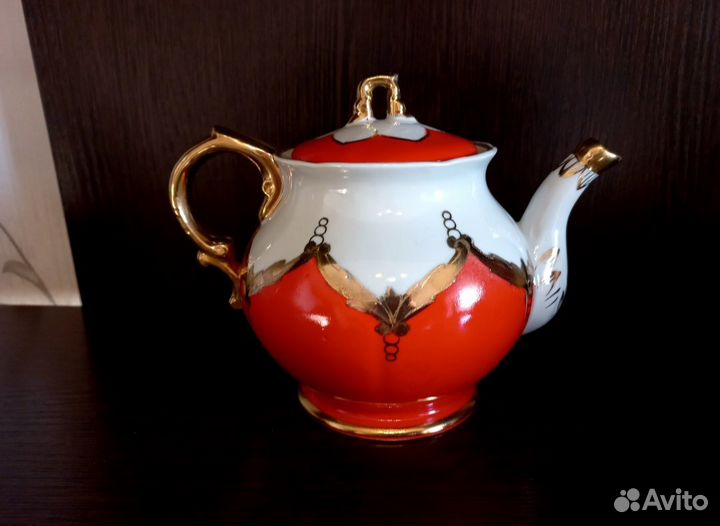 Часть чайного сервиза 