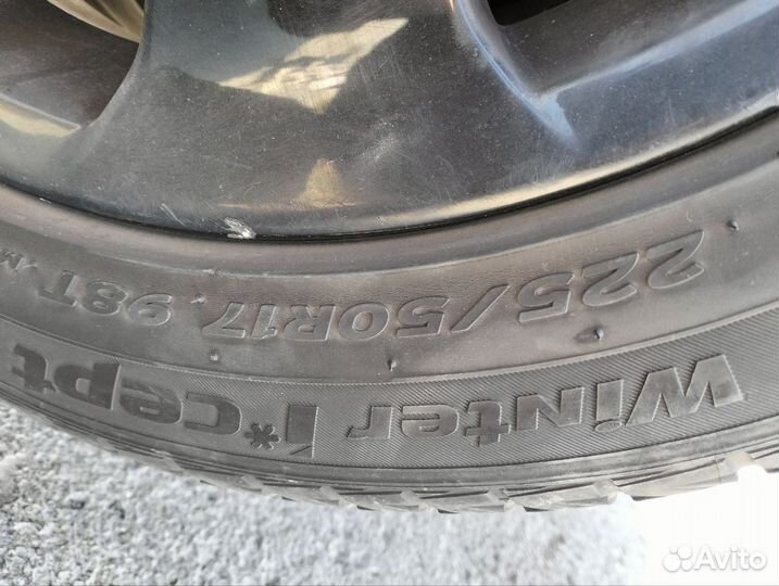 Hankook Winter I'Cept IZ2 225/50 R17