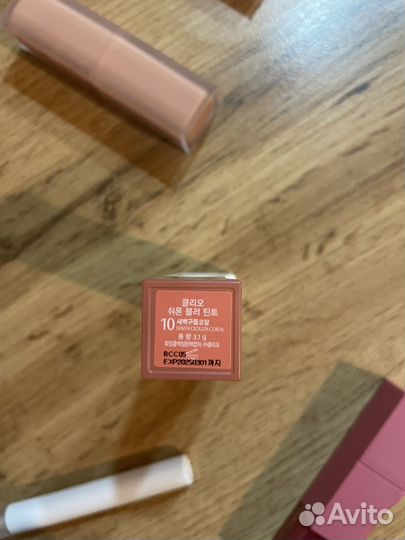 Тинт для губ, помада для губ