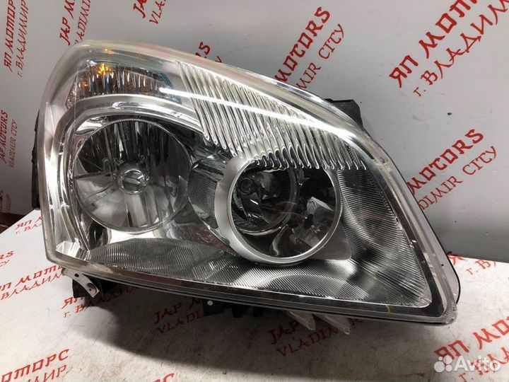 Фара ксеноновая правая Nissan Qashqai J10 MR20