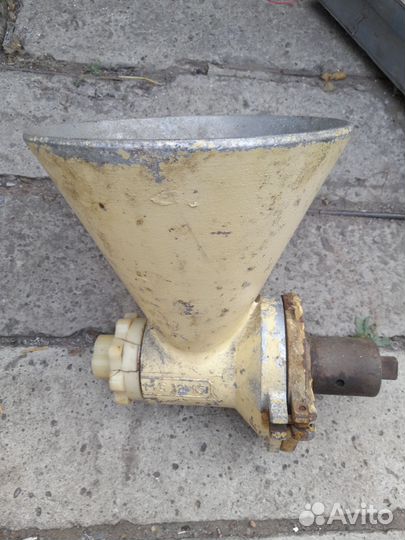 Мясорубка промышленная