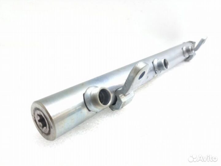 Топливная рейка (рампа) правая Mercedes-Benz