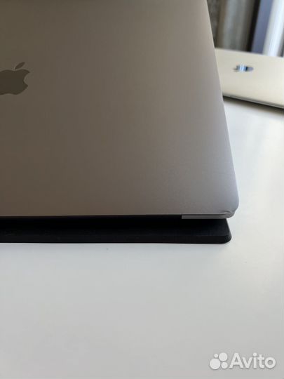 Запчасти для Macbook Pro 16 A2141