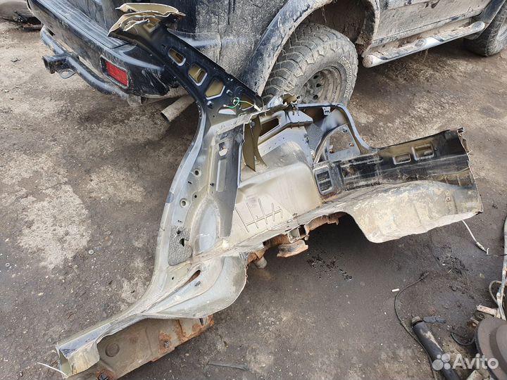 Крыло заднее правое четверть Iran Khordo Samand ир