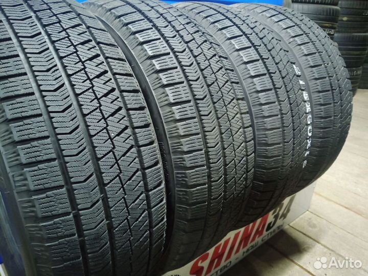 Bridgestone Blizzak VRX2 215/60 R16 95Q