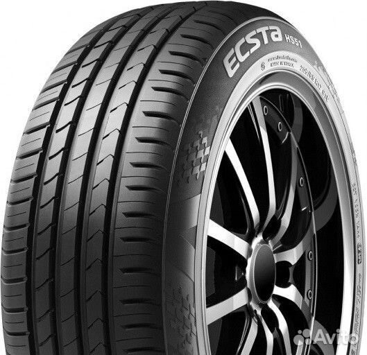 Kumho Ecsta HS51 215/60 R17 96H