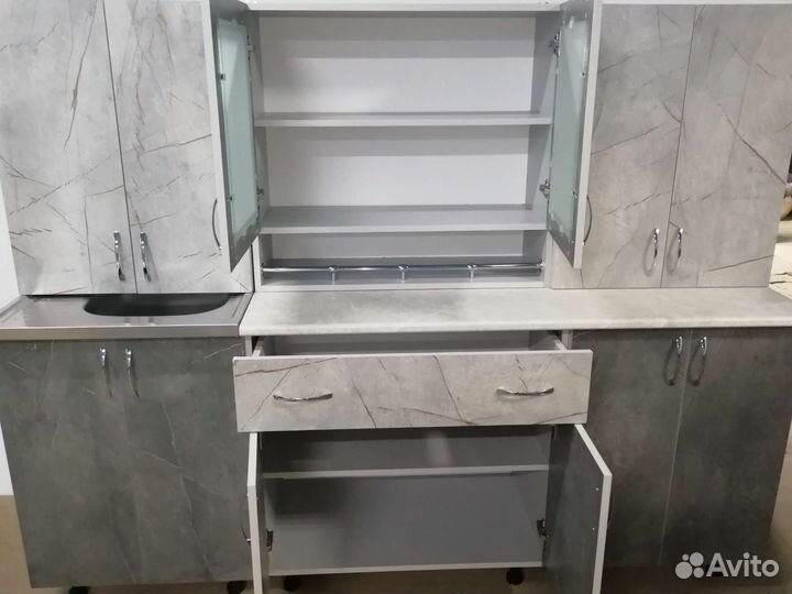 Кухонный гарнитур