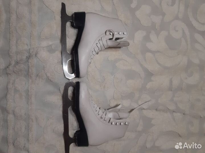 Коньки фигурные детские 35